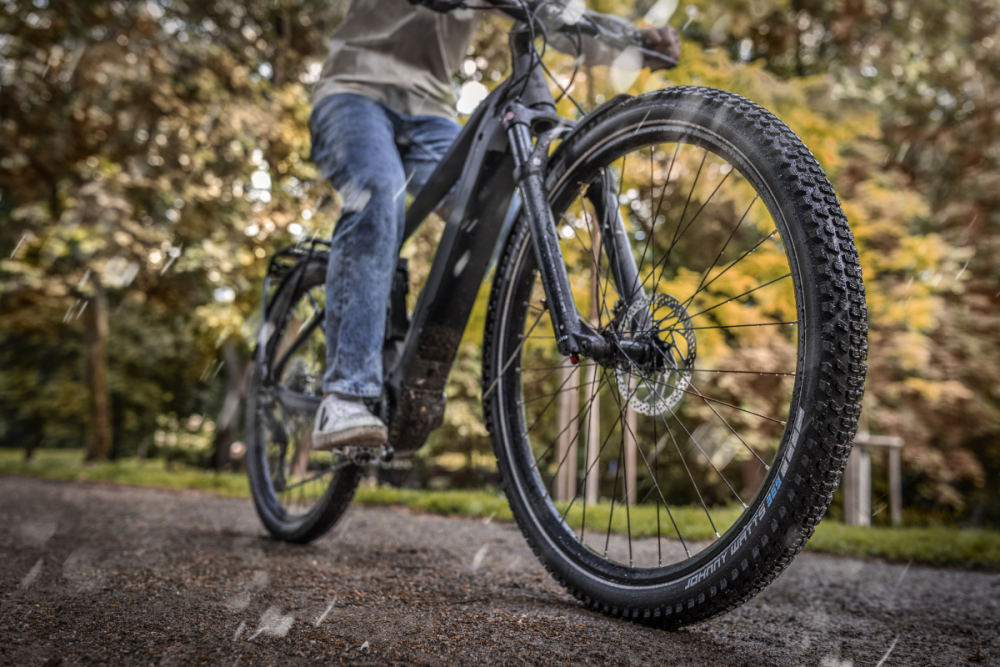 Schwalbe Pneu Johnny Watts 365 27.5x2.35 Double Defense Addix Falt mit Reflexstreifen black